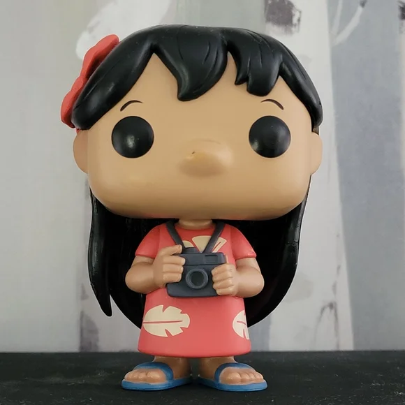 LILO From Disney's Lilo & Stitch Movie Funko Pop! Vinyl Figure #124 - Picture 1 of 15